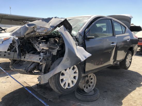 2016 NISSAN VERSA