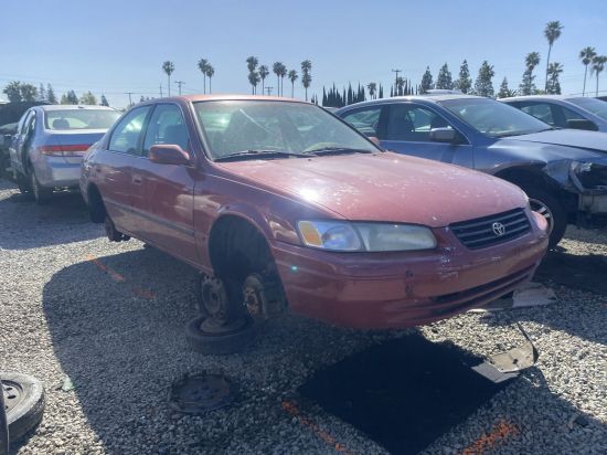 1998 TOYOTA CAMRY