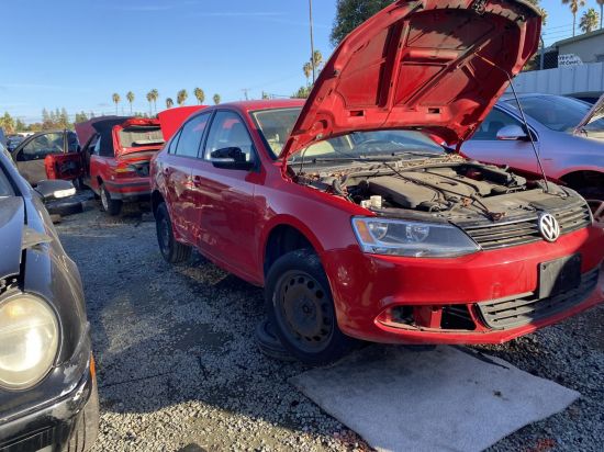 2011 VOLKSWAGEN JETTA