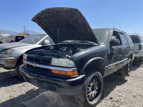 2004 CHEVROLET BLAZER