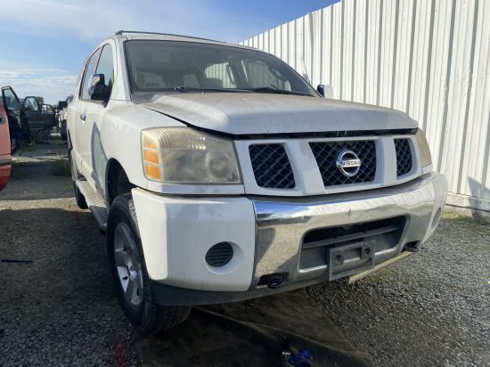 2004 NISSAN ARMADA