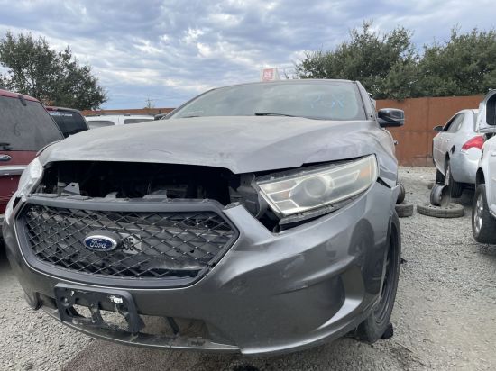 2015 FORD TAURUS