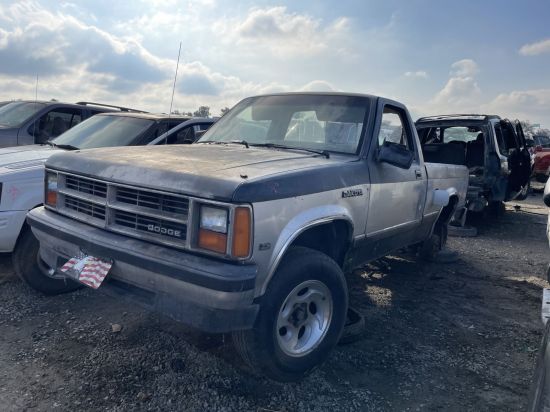 1987 DODGE DAKOTA