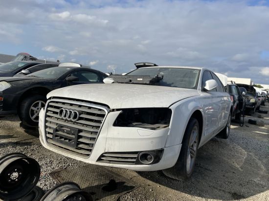 2011 AUDI A8