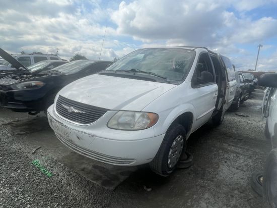 2002 CHRYSLER TOWN & COUNTRY