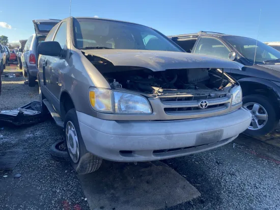 1998 TOYOTA SIENNA