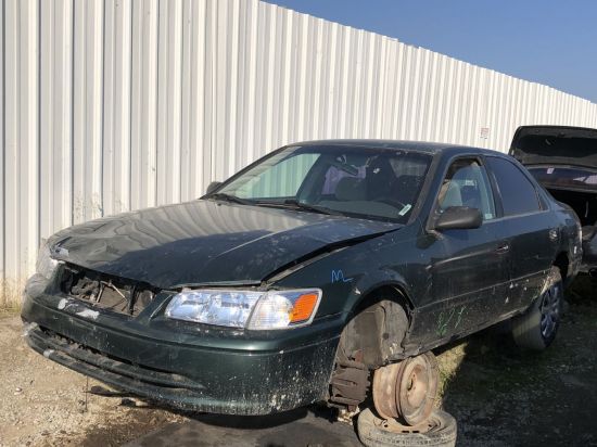 2001 TOYOTA CAMRY