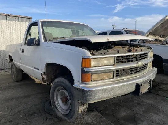 2000 CHEVROLET C3500
