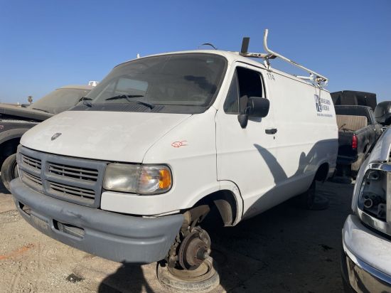 1997 DODGE RAM VAN