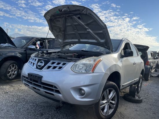 2012 NISSAN ROGUE