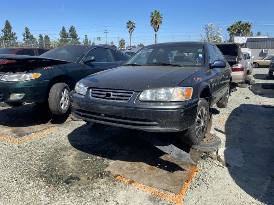 2001 TOYOTA CAMRY