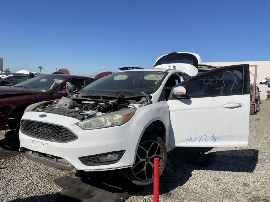 2016 FORD FOCUS