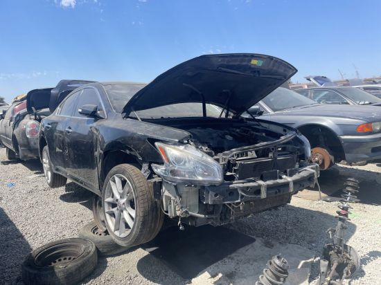 2012 NISSAN MAXIMA