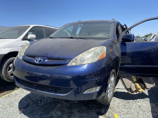 2006 TOYOTA SIENNA