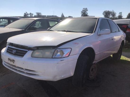 2001 TOYOTA CAMRY