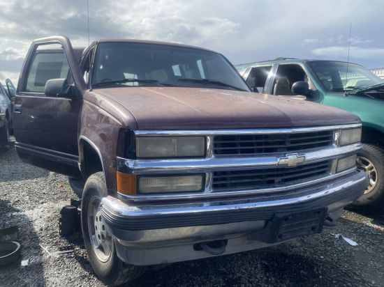 1995 CHEVROLET SUBURBAN