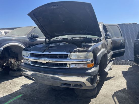 2001 CHEVROLET SUBURBAN
