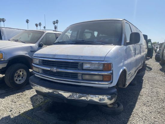 2000 CHEVROLET EXPRESS