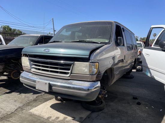 1996 FORD ECONOLINE