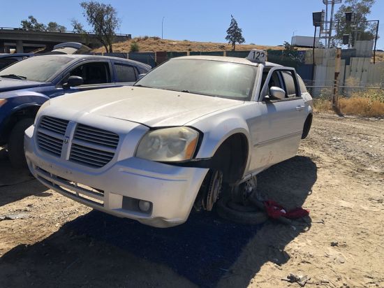 2007 DODGE MAGNUM