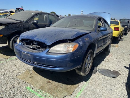2002 FORD TAURUS