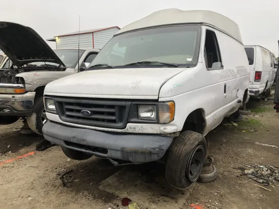 2003 FORD ECONOLINE