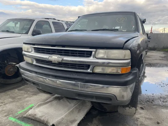 2001 CHEVROLET SUBURBAN
