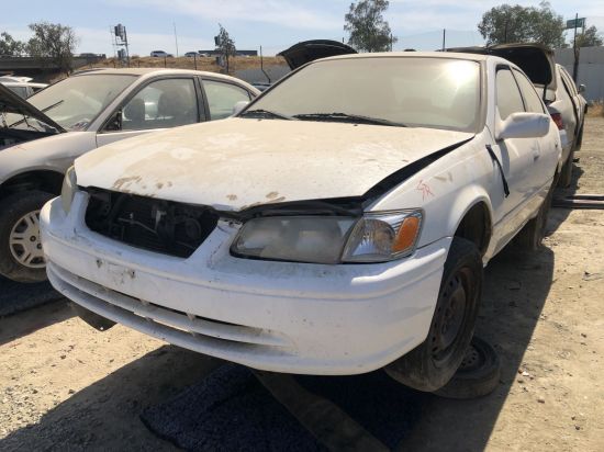 2001 TOYOTA CAMRY