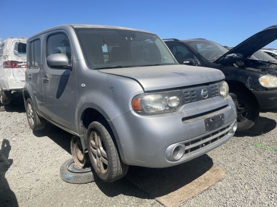 2011 NISSAN CUBE
