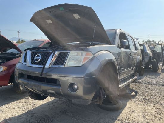 2005 NISSAN PATHFINDER