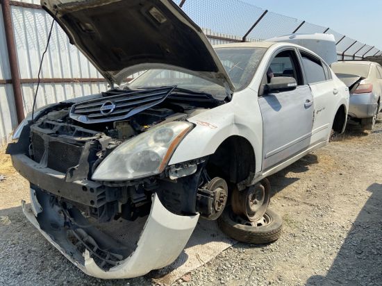 2010 NISSAN ALTIMA