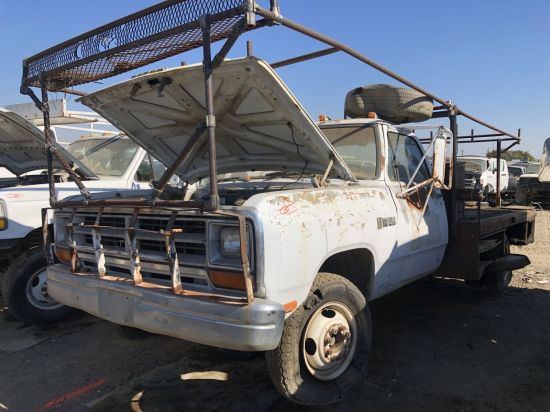 1989 DODGE D350 PICKUP