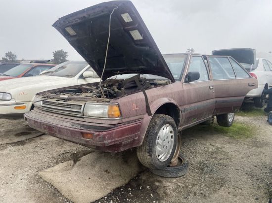 1987 NISSAN STANZA