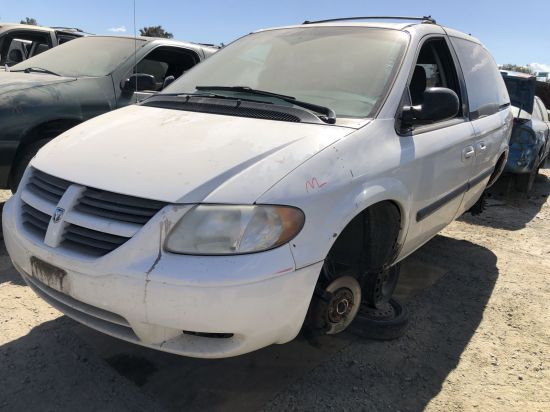 2005 DODGE CARAVAN