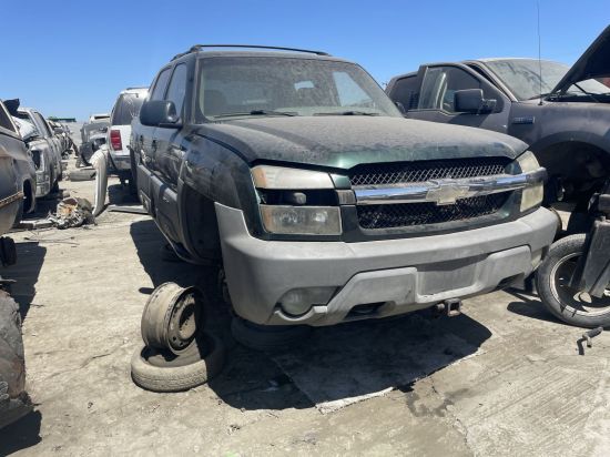 2002 CHEVROLET AVALANCHE