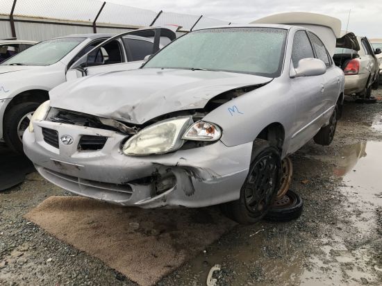2000 HYUNDAI ELANTRA