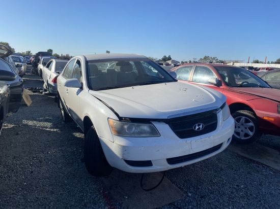 2008 HYUNDAI SONATA