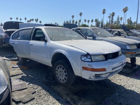 1997 NISSAN MAXIMA