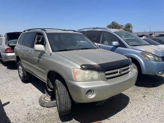 2003 TOYOTA HIGHLANDER