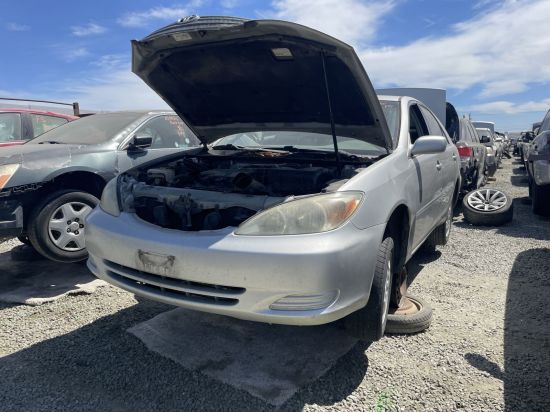 2002 TOYOTA CAMRY