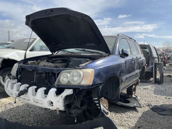 2003 TOYOTA HIGHLANDER