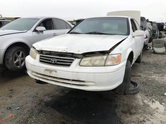 2001 TOYOTA CAMRY