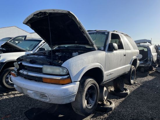 2002 CHEVROLET BLAZER