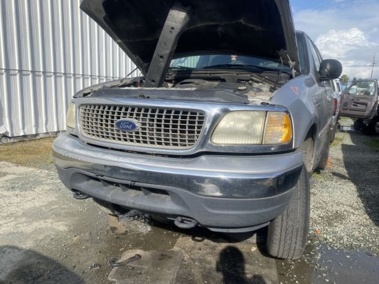 2002 FORD EXPEDITION