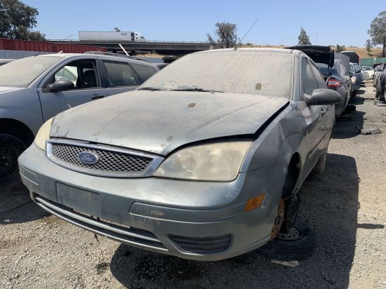 2005 FORD FOCUS