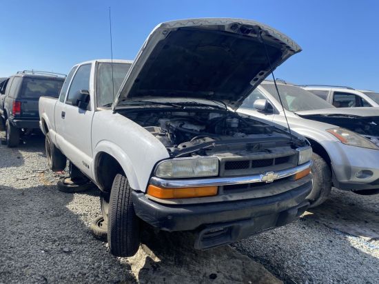 2001 CHEVROLET S10
