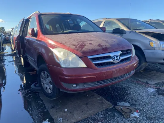 2007 HYUNDAI ENTOURAGE