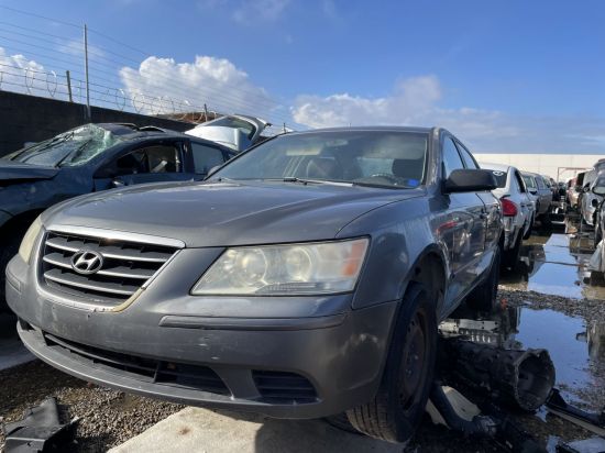 2010 HYUNDAI SONATA