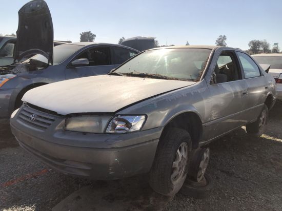 1998 TOYOTA CAMRY