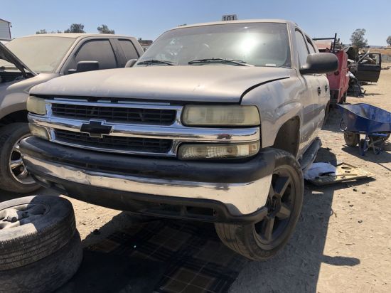 2002 CHEVROLET TAHOE